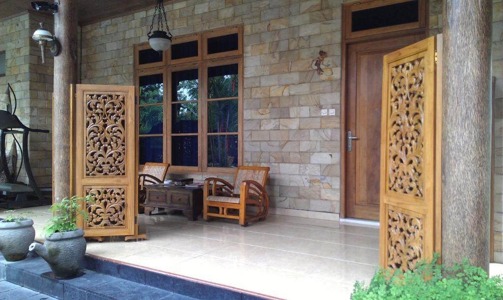 Hotel Ndalem Bantul Gandok Esterno foto