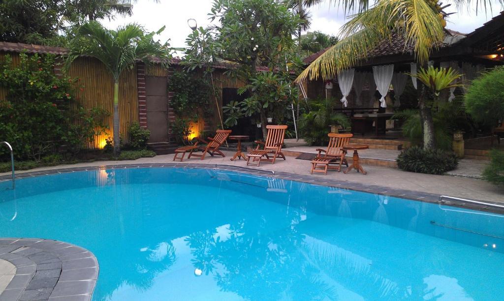 Hotel Ndalem Bantul Gandok Esterno foto