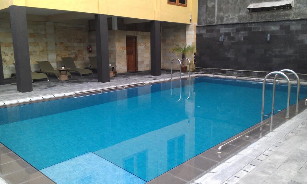Hotel Ndalem Bantul Gandok Esterno foto