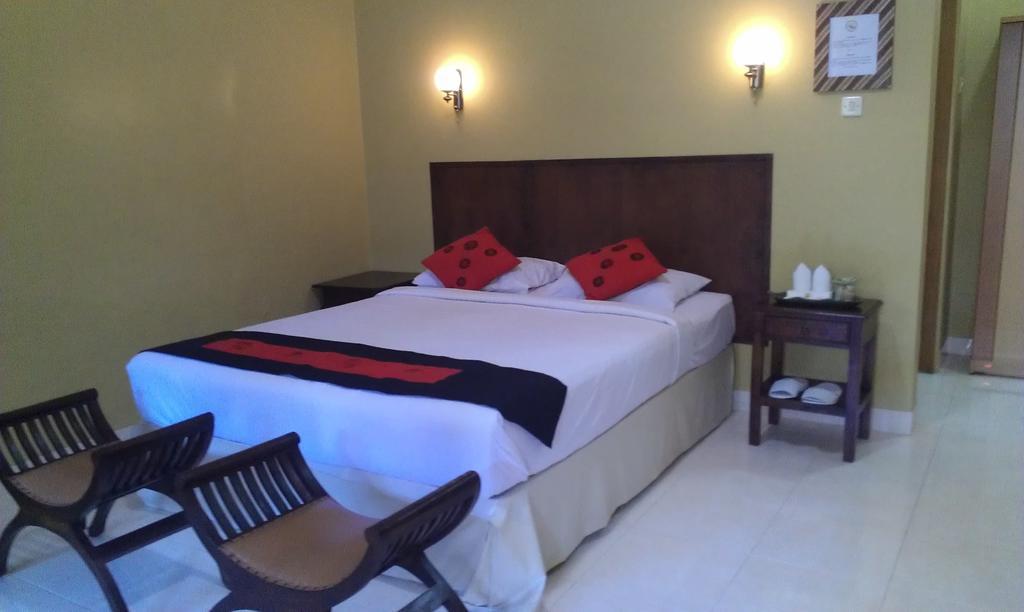 Hotel Ndalem Bantul Gandok Esterno foto