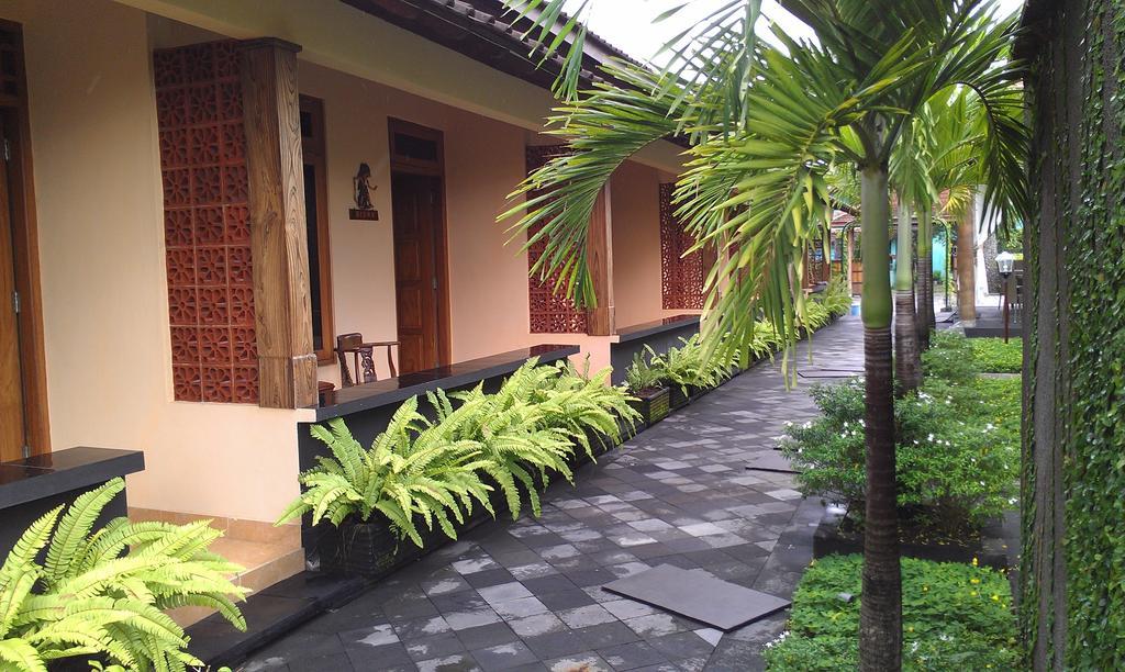 Hotel Ndalem Bantul Gandok Esterno foto