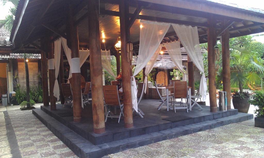 Hotel Ndalem Bantul Gandok Esterno foto